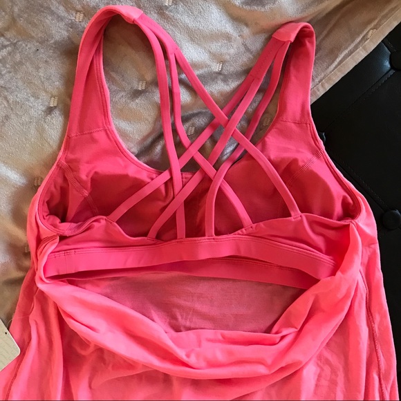 NWT Lululemon Free To Be Serene Tank - Picture 8 of 8